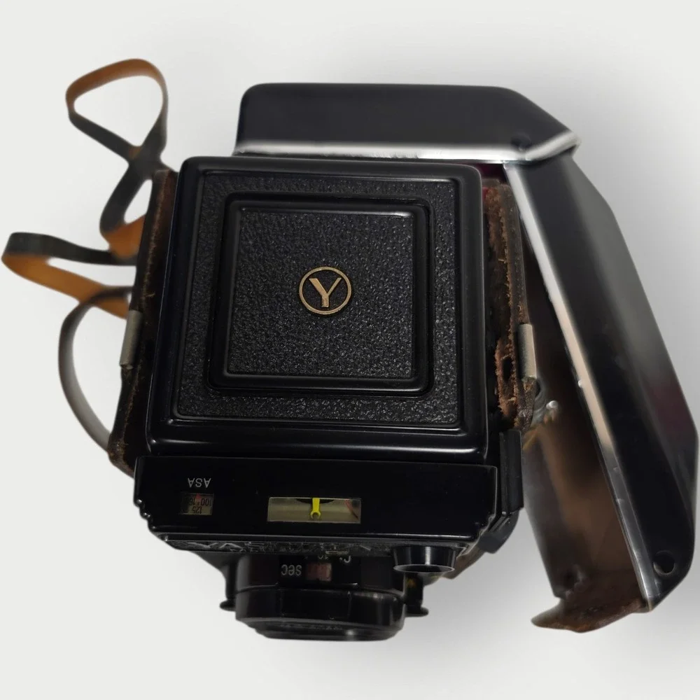 Yashica Mat-124 G Vintage TLR 80mm Film Camera Black LEATHER CASE UNTESTED